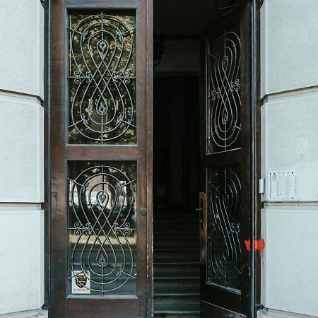 Dragon Apartment W Centrum Cracóvia Exterior foto